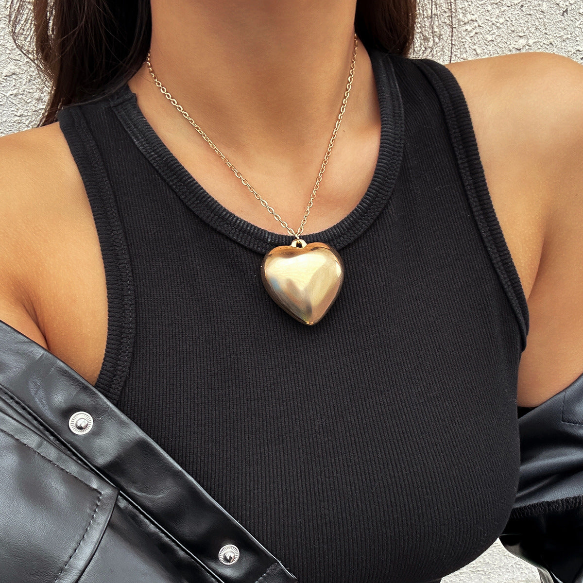 Love Heart-shaped Crystal Pendant Necklace Fashion